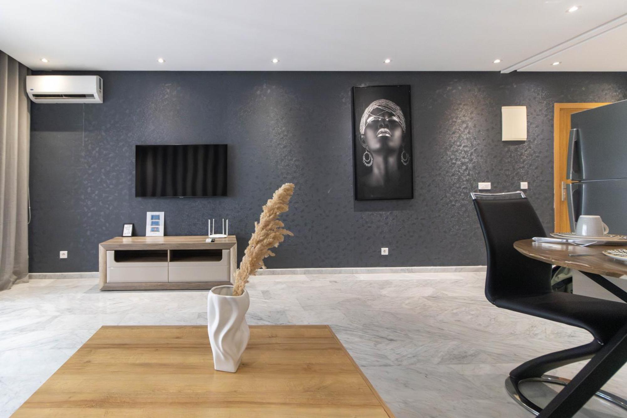 Gauthier Living By Shortstaymaroc, Equipe, Centre, 1 Ou 2 *