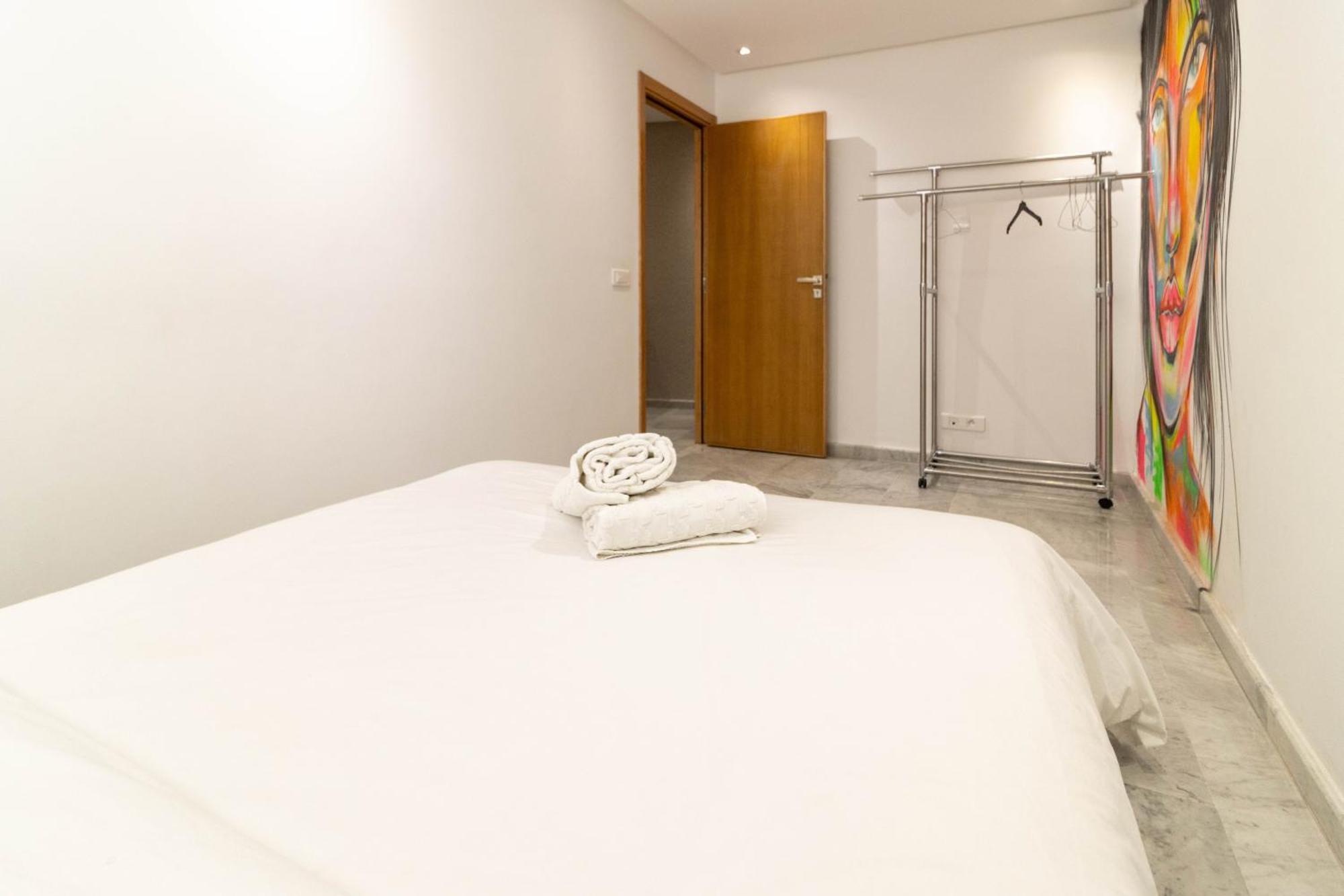Gauthier Living By Shortstaymaroc, Equipe, Centre, 1 Ou 2