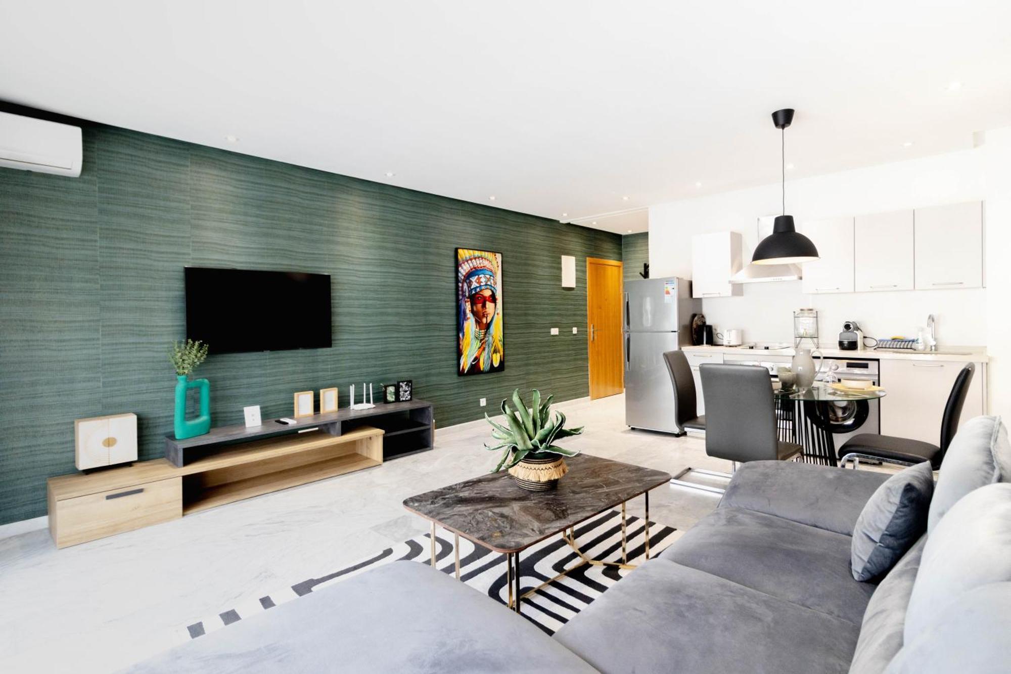 Gauthier Living By Shortstaymaroc, Equipe, Centre, 1 Ou 2