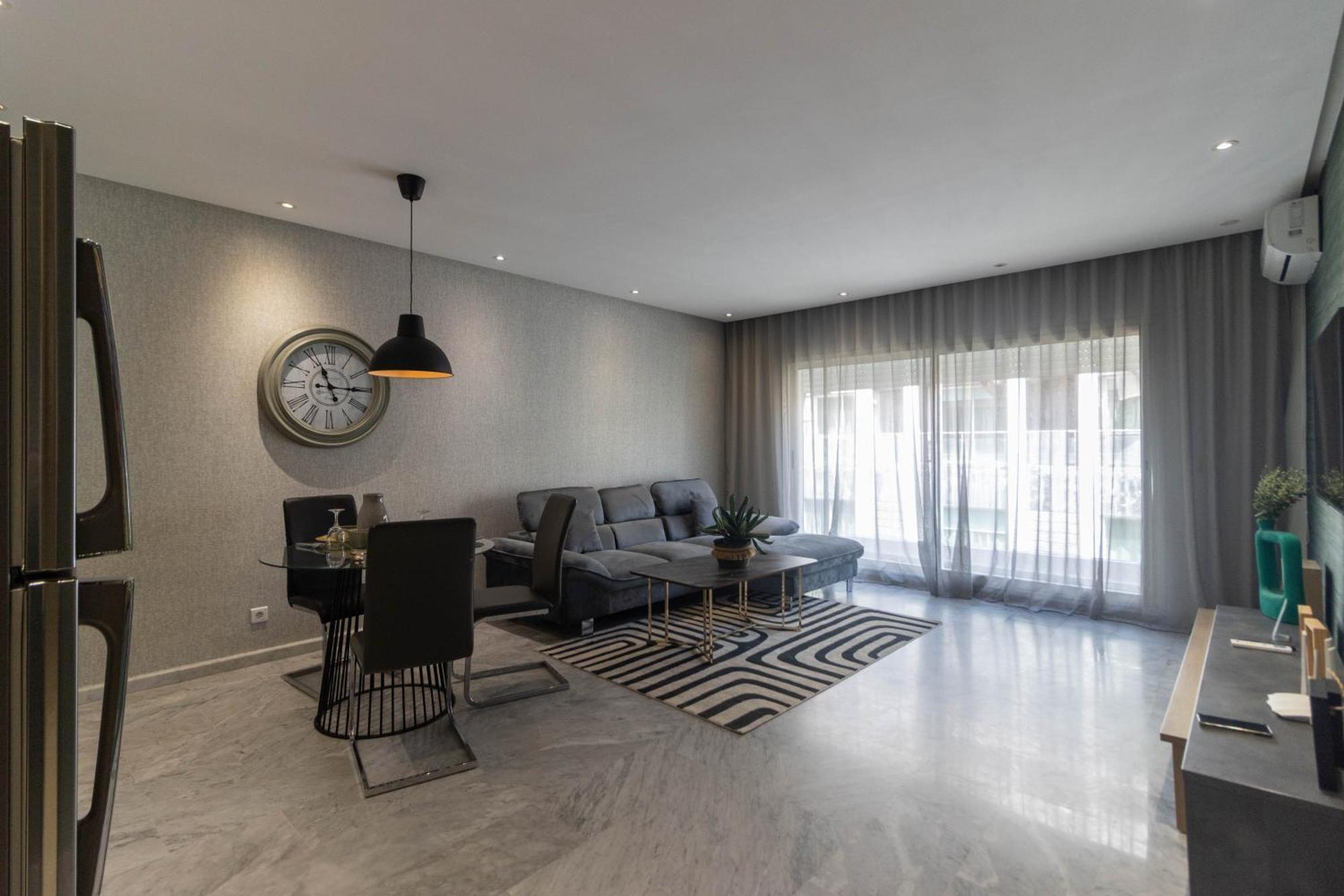 Gauthier Living By Shortstaymaroc, Equipe, Centre, 1 Ou 2 *